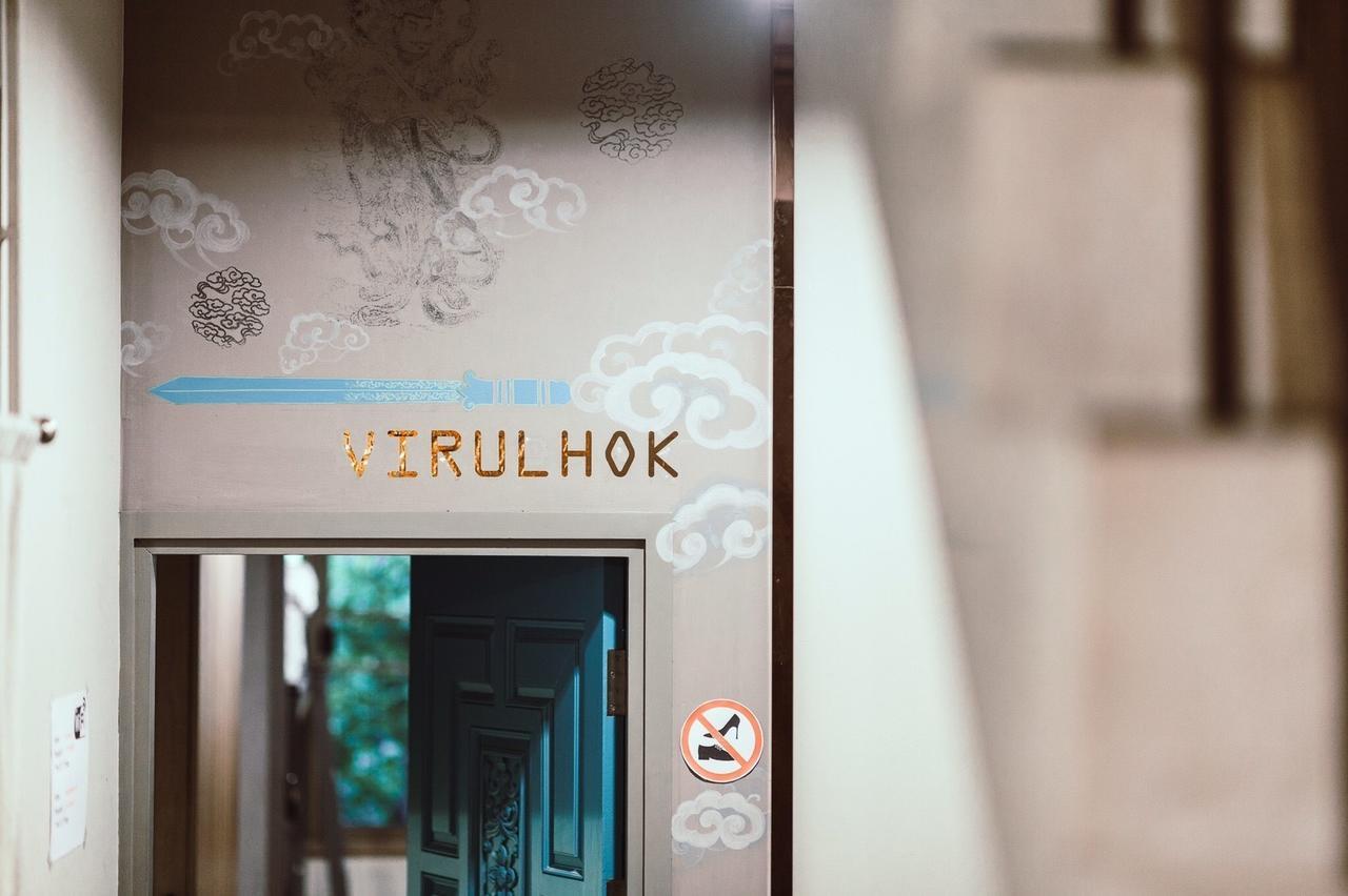 Stash Hostel Bangkok Exterior photo