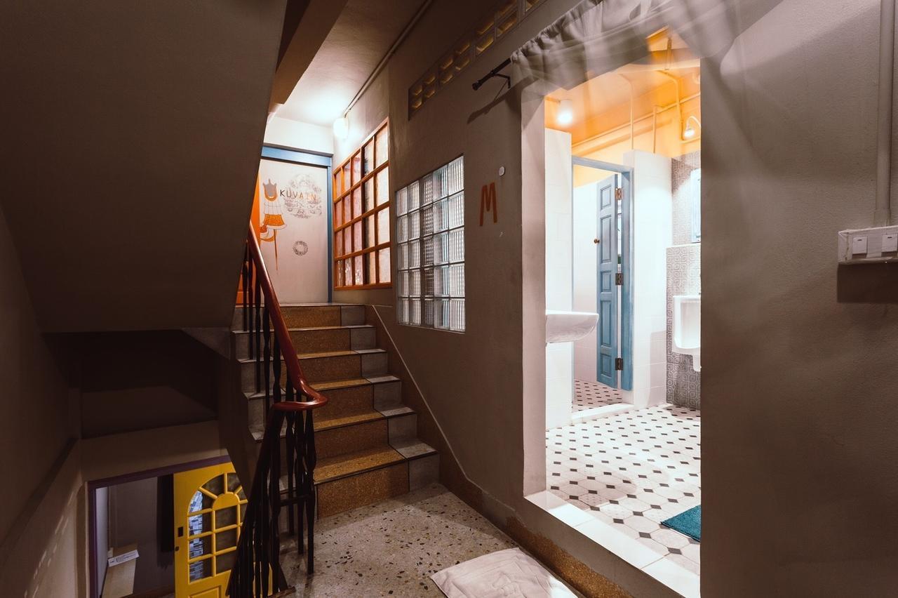 Stash Hostel Bangkok Exterior photo